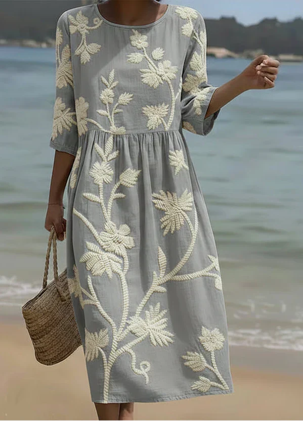 Havilah | Textured Floral Midi Dress