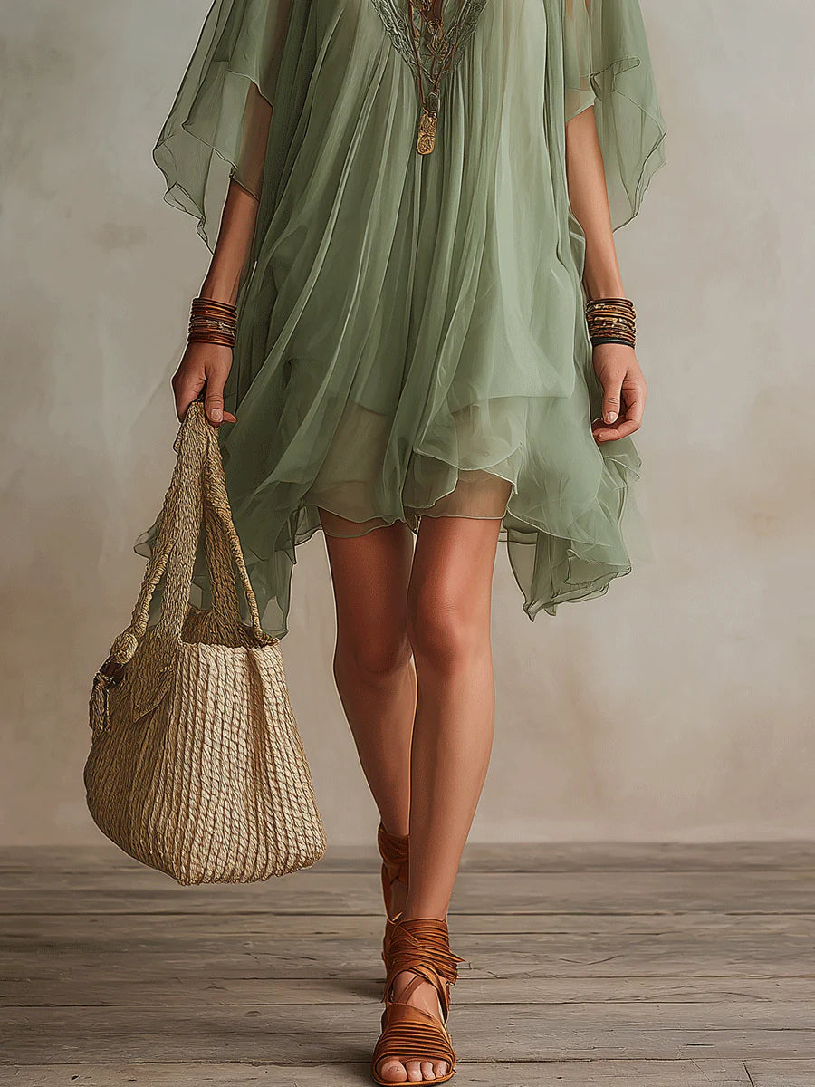 Verdisse | Flowy Green Chiffon Dress