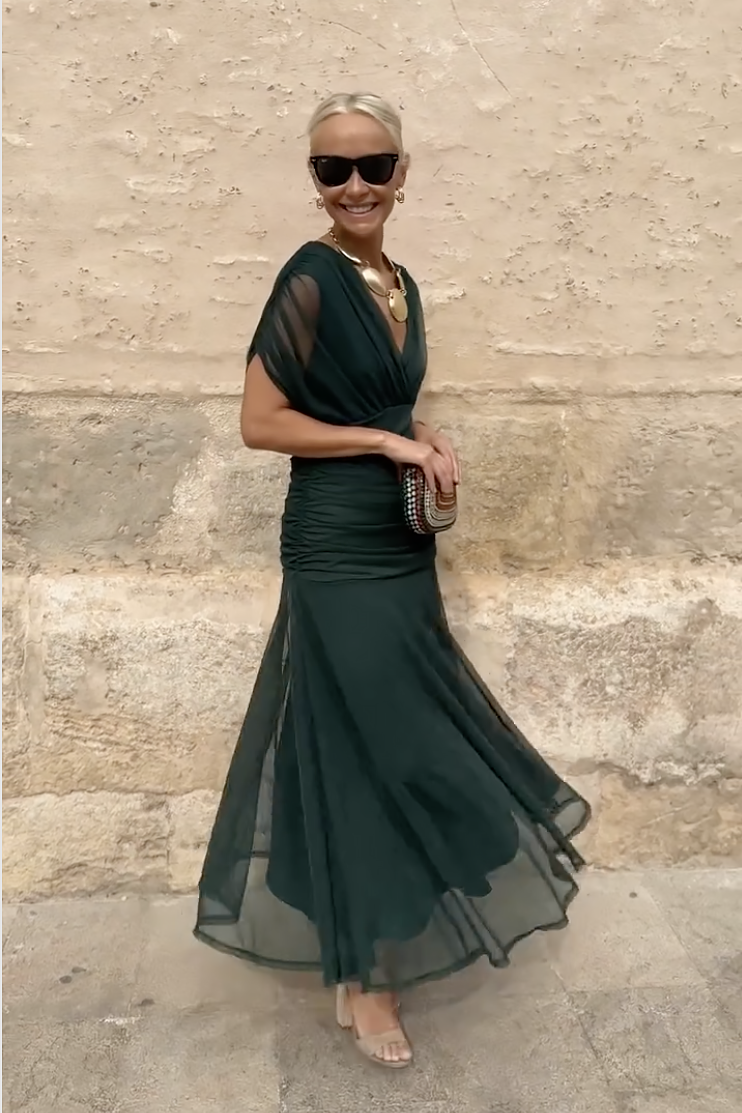 June | Elegant V-neck Maxi Dress