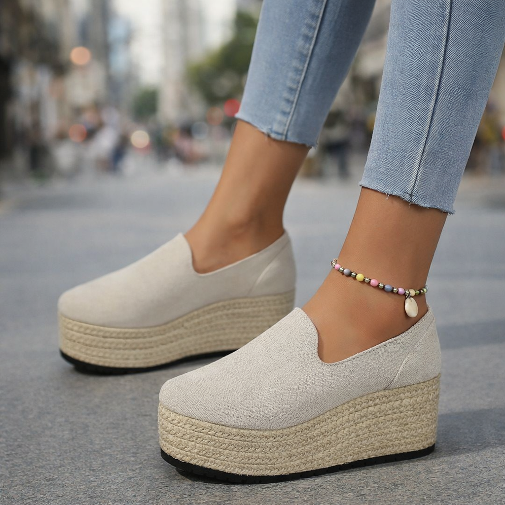 White / AU 10