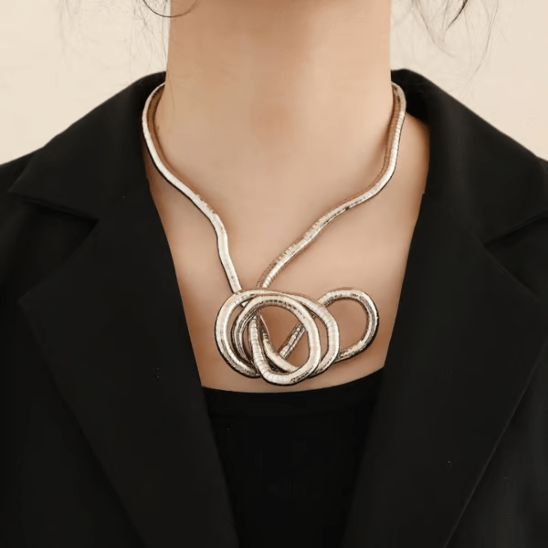 Tiffany | Flexible Loop Necklace