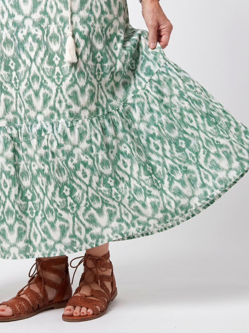 Ilara | Pattern V-Neck Tassel Midi Dress