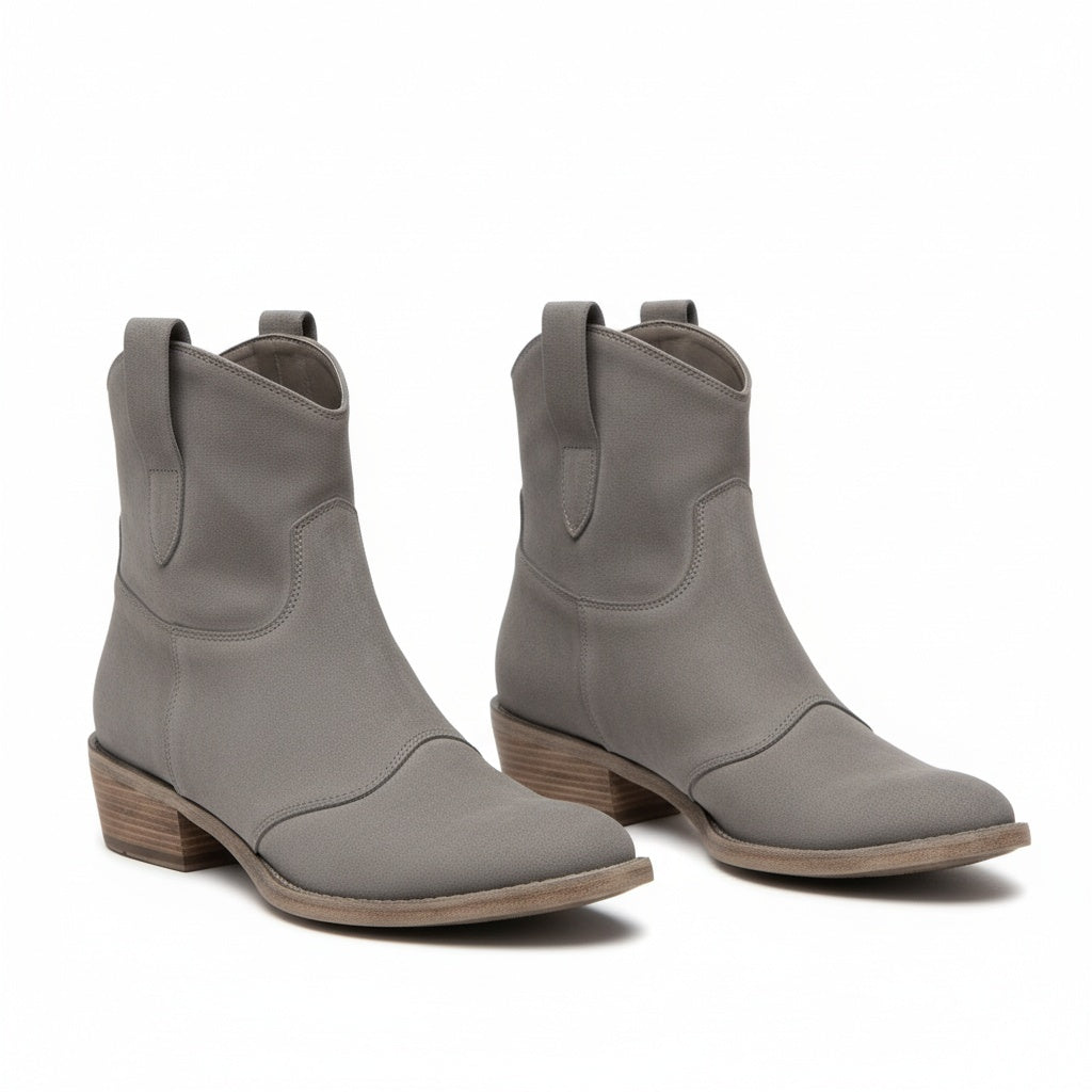 Henny | Vintage Cowboy Ankle Boots