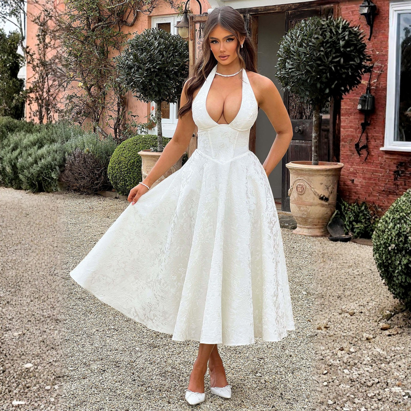 Ziora | Chic Low Cut Sleeveless Open Back A-Line Halter Maxi Dress