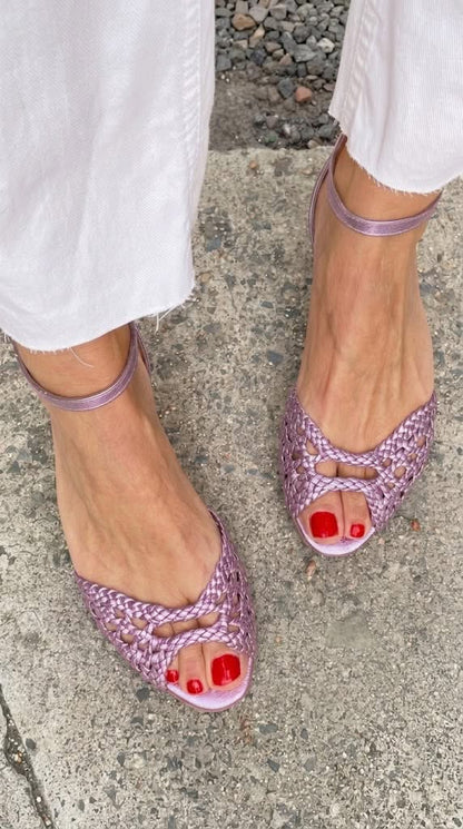 Isadora™ | Gold Woven Sandals