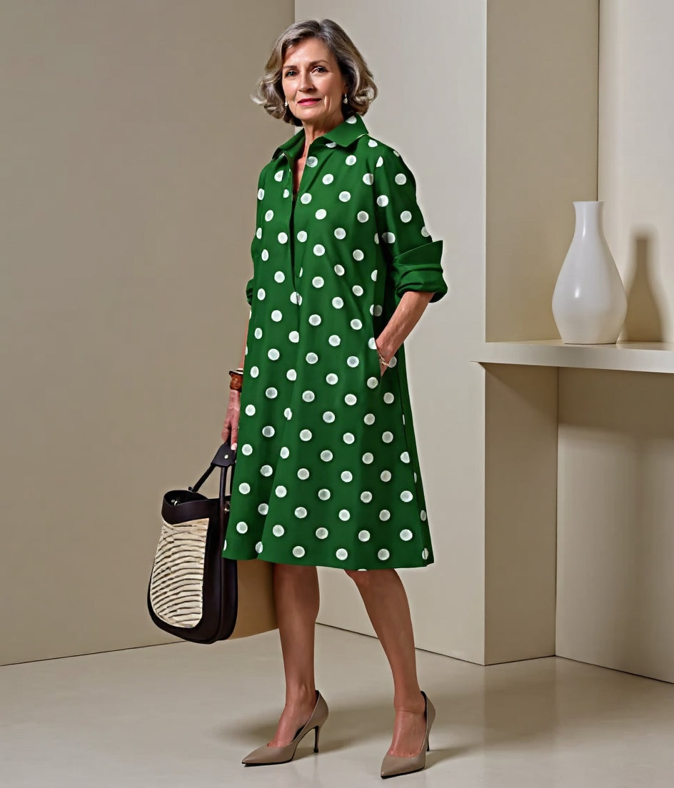 Green with white dots / AU 22 (4XL)