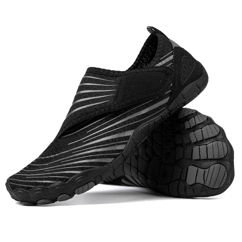 Black (Almost Sold Out) / 13