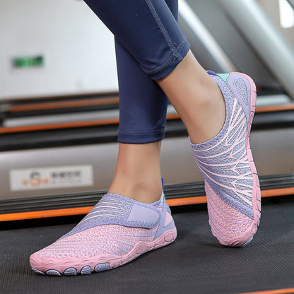 Mira | Barefoot Trainers