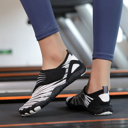 Mira | Barefoot Trainers