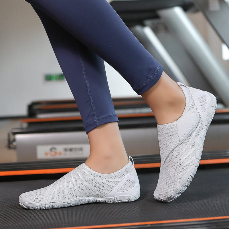 Mira | Barefoot Trainers