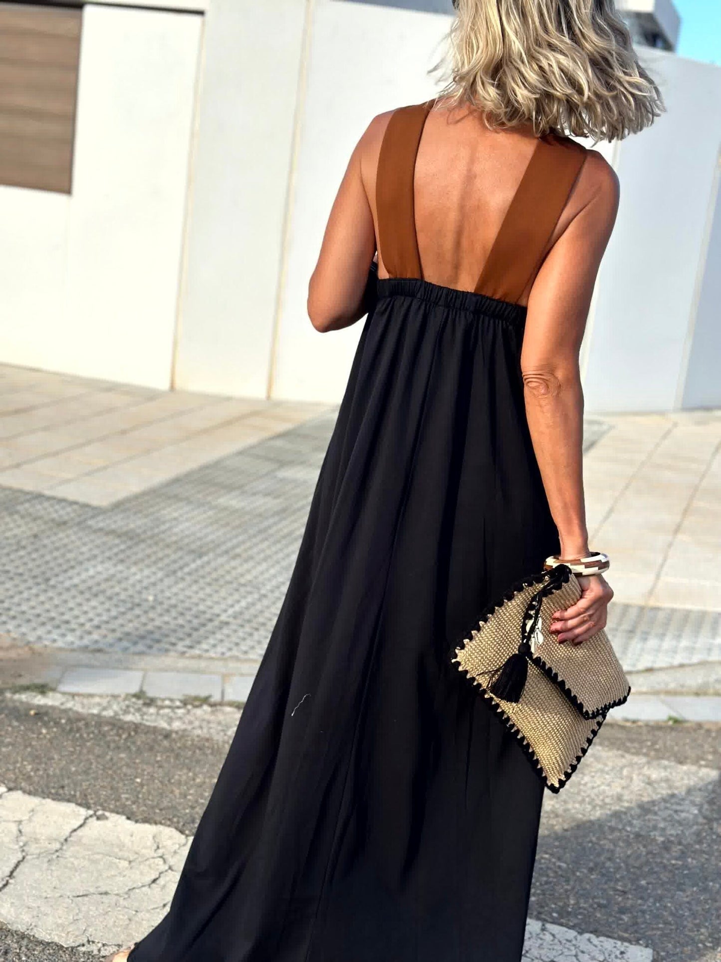 Paula | Breathable Comfortable Crossed Maxi Dress