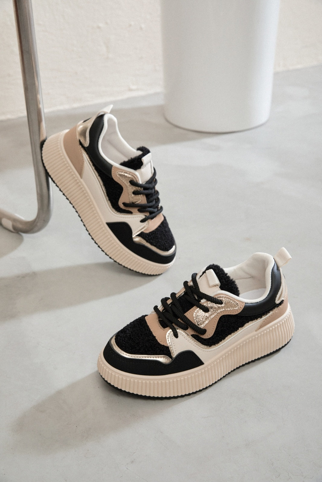 Undine | Black Wedge Sneaker