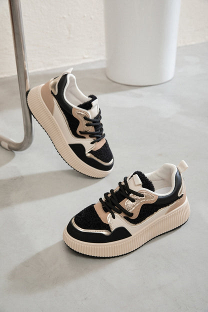 Undine | Black Wedge Sneaker