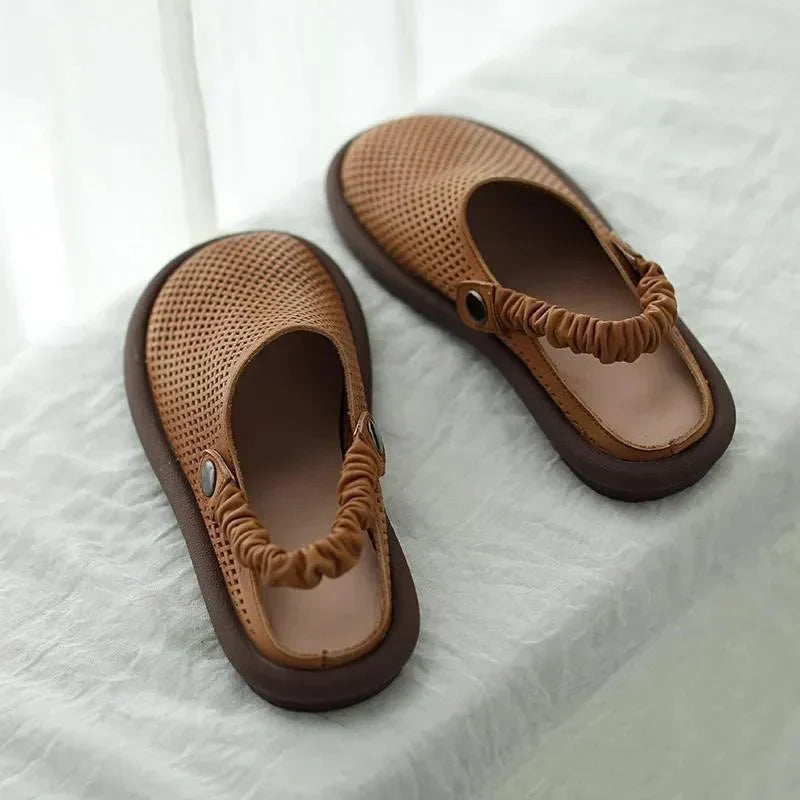 Brown / 12