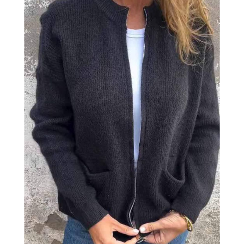 Mila | Classic Ribbed Cardigan