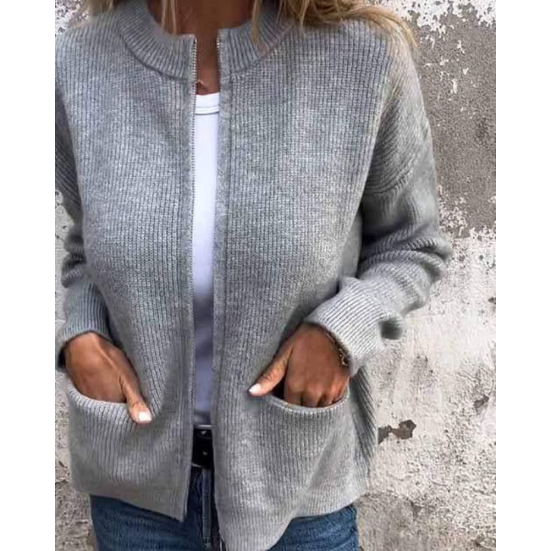 Mila | Classic Ribbed Cardigan
