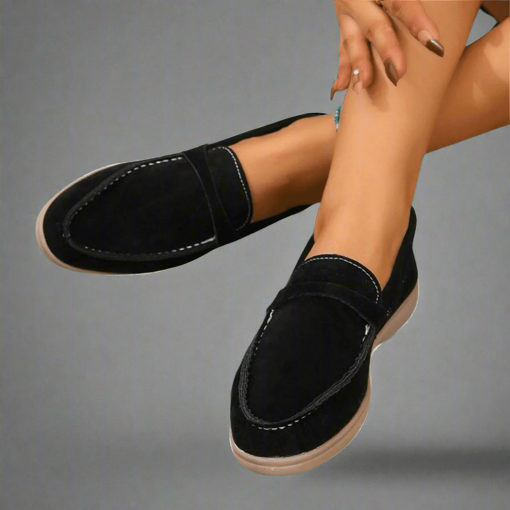 Black (Almost sold out) / 12