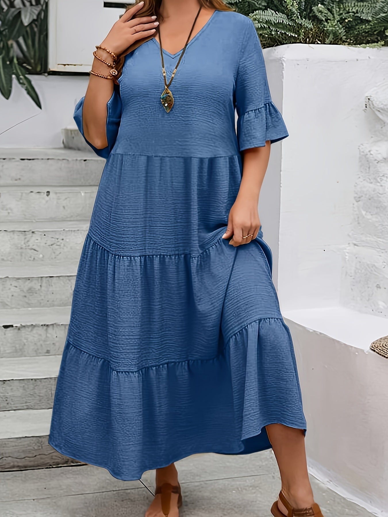 Avelisse - Graceful Flowy Dress - Alira - Boutique
