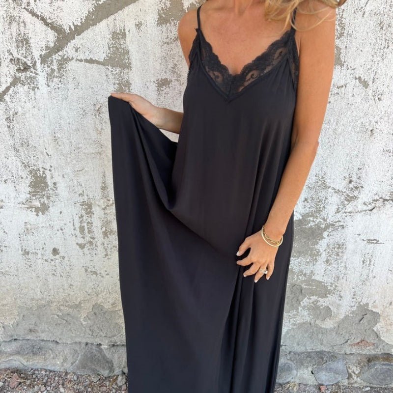 Carolina - Elegant Sleeveless Dress - Alira - Boutique