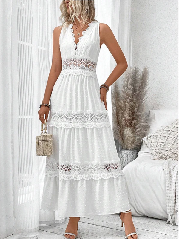 Maika | Lace V-Neck Dress