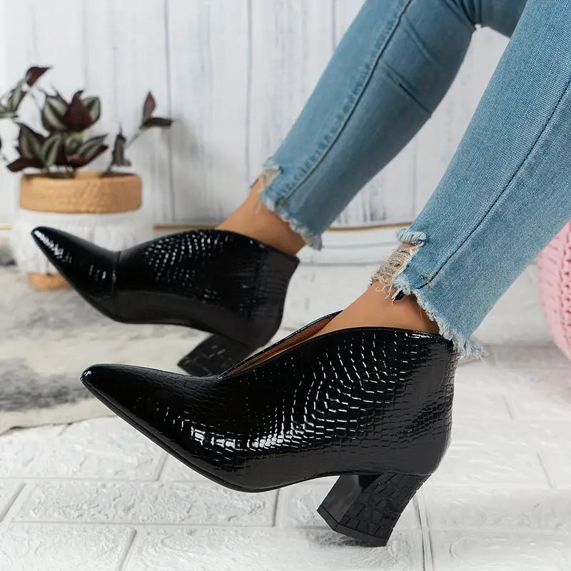 Luz | Women's Textured Ankle Boots with Curved Cut and Mid Block Heel