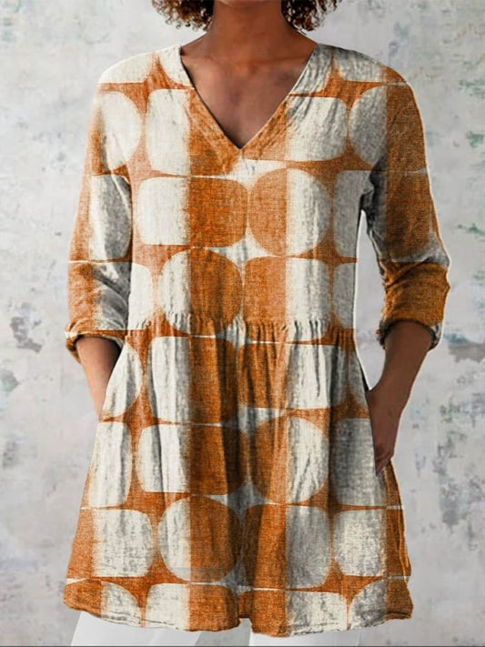Ella | Geometric V-Neck Shirt - Alira - Boutique