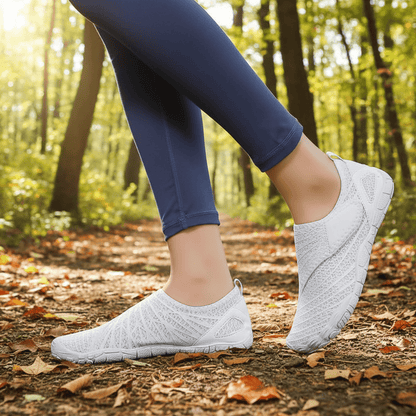 Mira | Barefoot Trainers