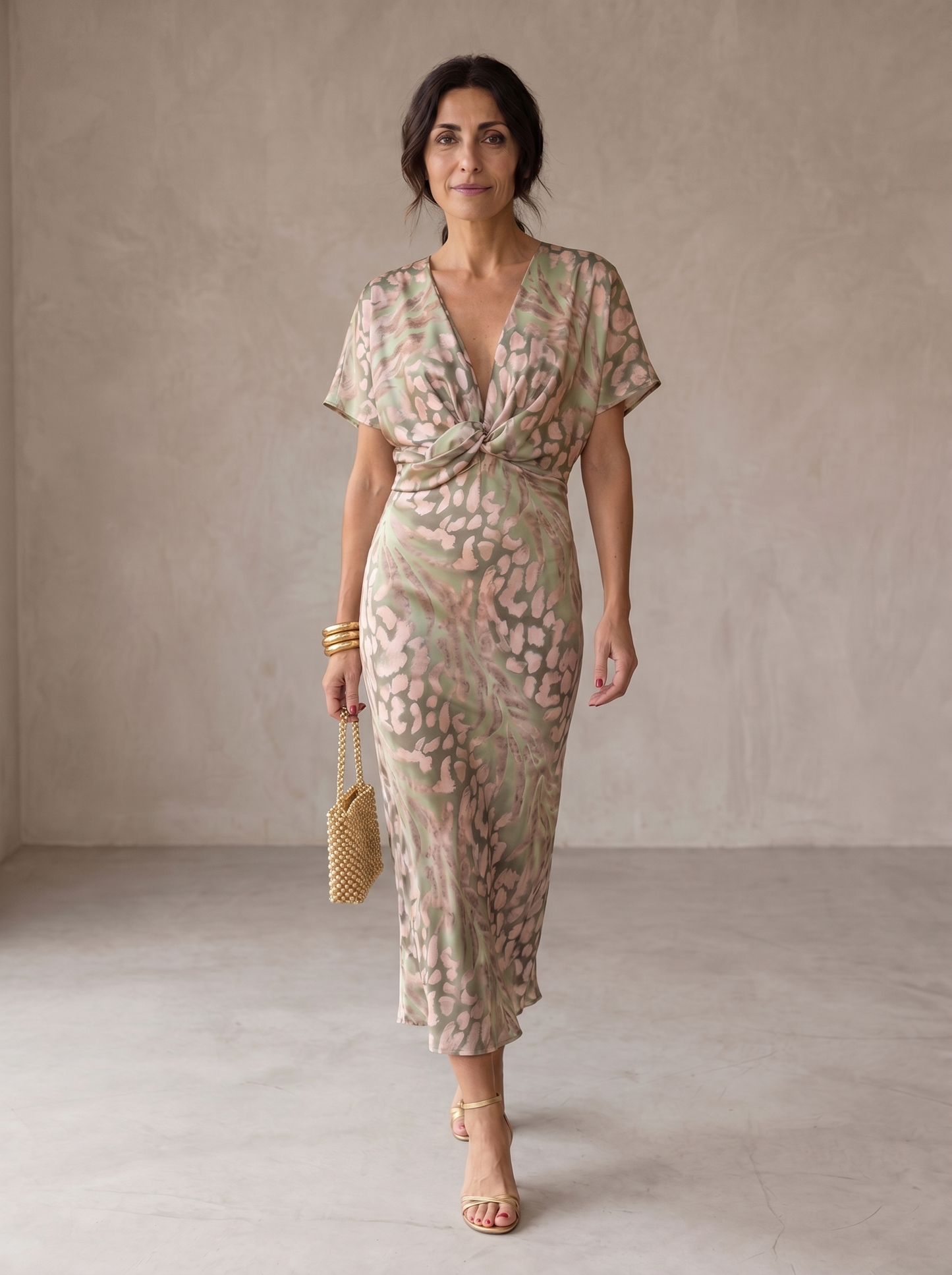 Sophie | Elegant Dress in Light Flowing Fabric