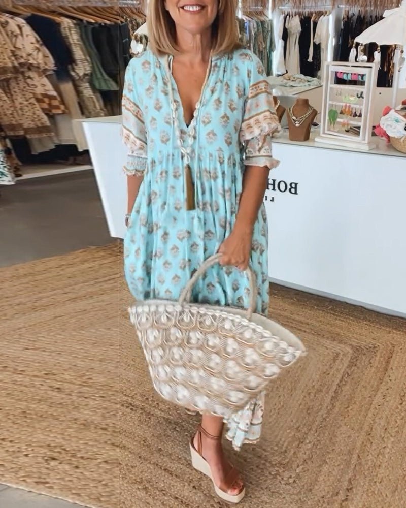Mana | Chic Floral V-Neck Dress - Alira - Boutique