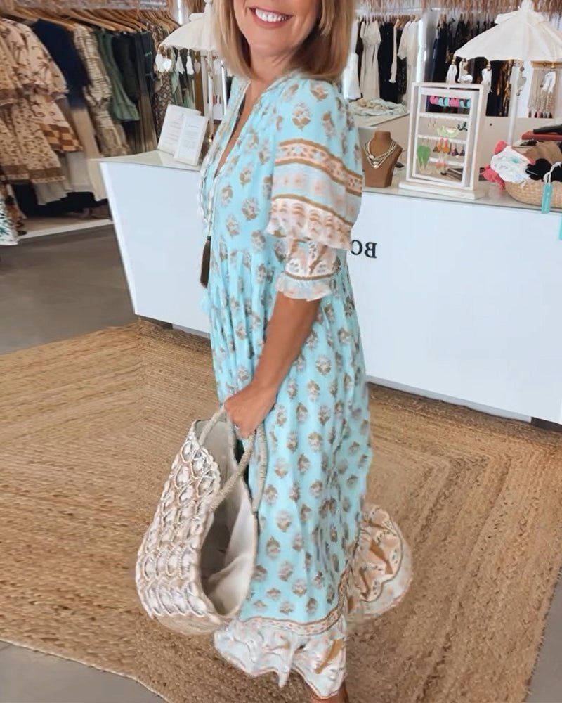 Mana | Chic Floral V-Neck Dress - Alira - Boutique