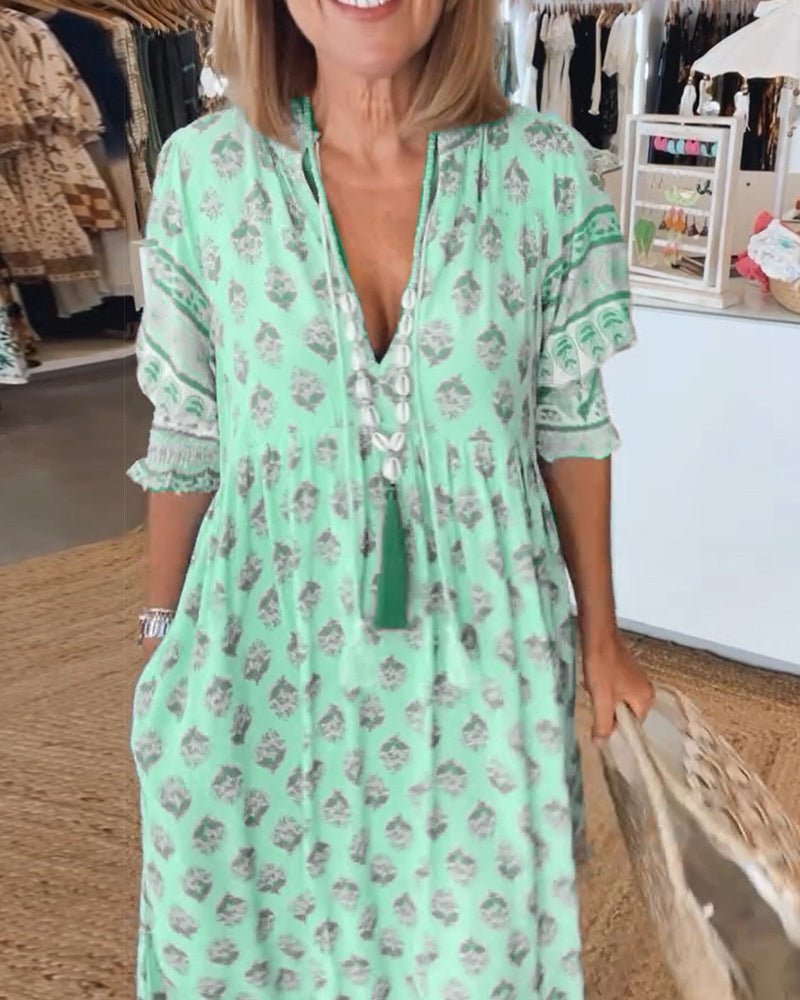 Mana | Chic Floral V-Neck Dress - Alira - Boutique