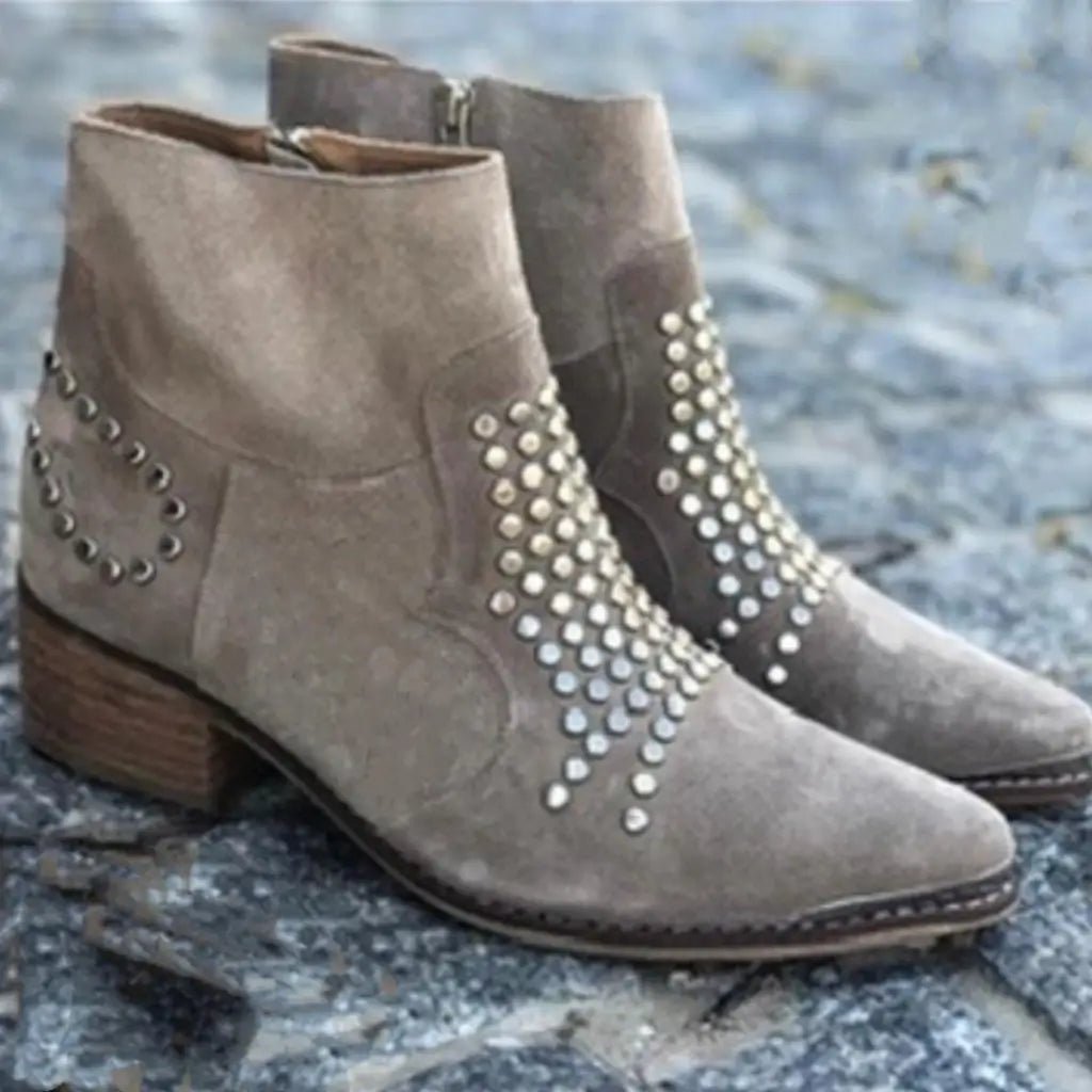 Raya - Elegant Boots - Alira - Boutique