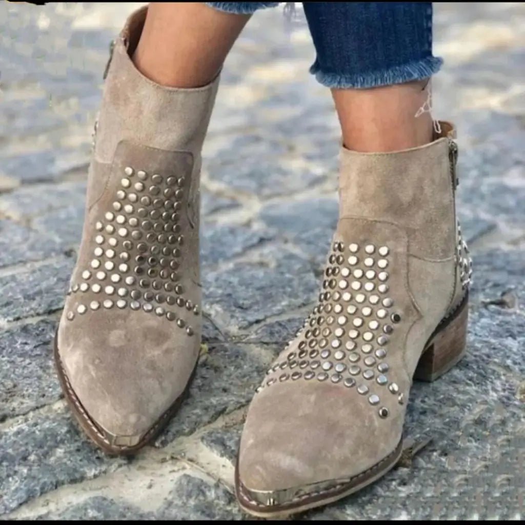 Raya - Elegant Boots - Alira - Boutique