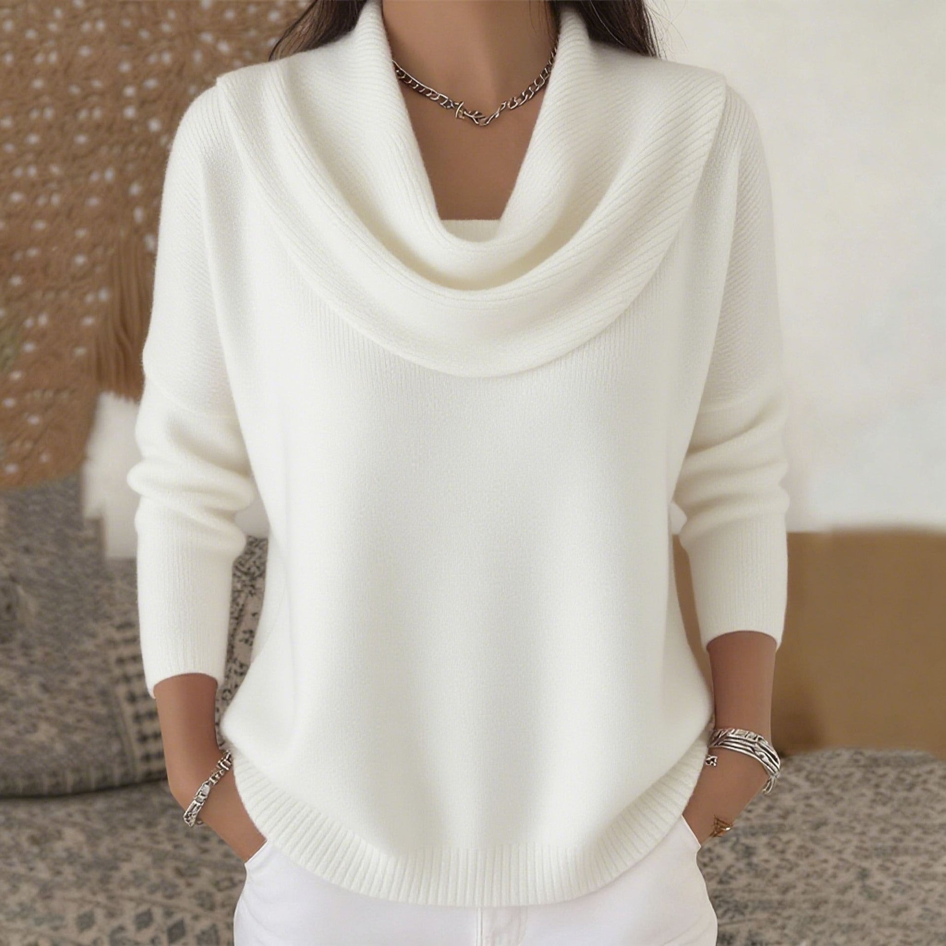 Vionne | Sweater with Collar - Alira - Boutique